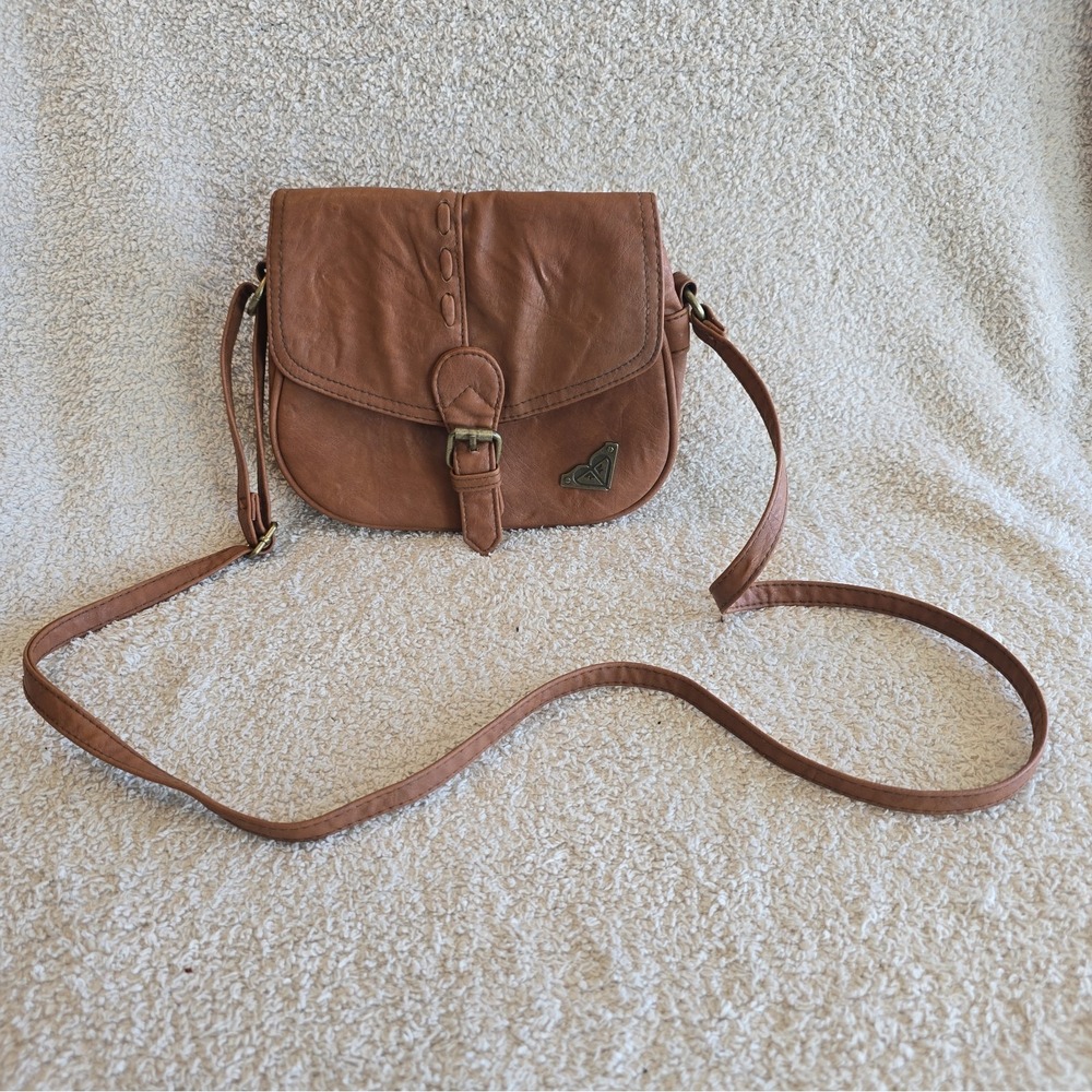 Roxy Y2K Brown Faux Leather Crossbody Bag Purse With Buckle Flap